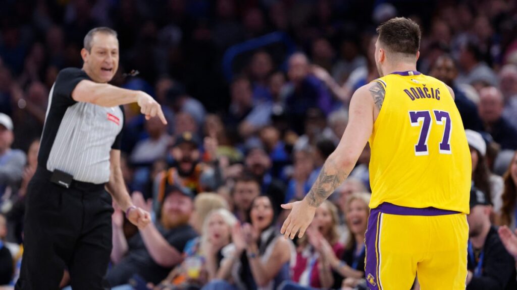 Luca Doncic se va expulsado
