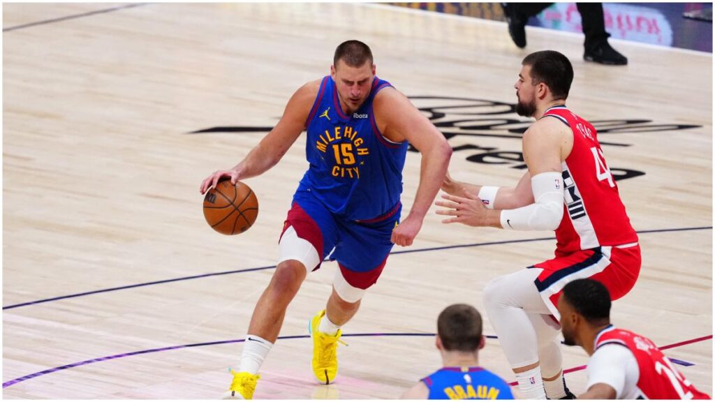 Nikola Jokic sacude a los Clippers | Reuters