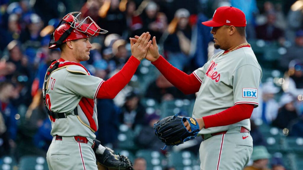 Los Phillies acaba con su mala racha de cinco derrotas y vencen a los Cubs
