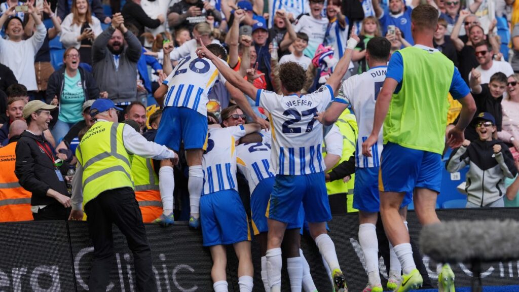 El Brighton se lleva un triunfo espectacular | REUTERS/Maja Smiejkowska