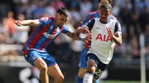 Daniel Muñoz vuelve a brillar: espléndida asistencia en victoria del Crystal Palace sobre Tottenham