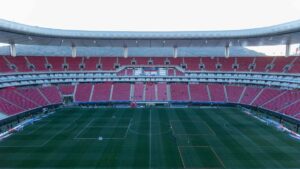 La cancha del Estadio Akron estará justo a tiempo para el arranque del Apertura 2025