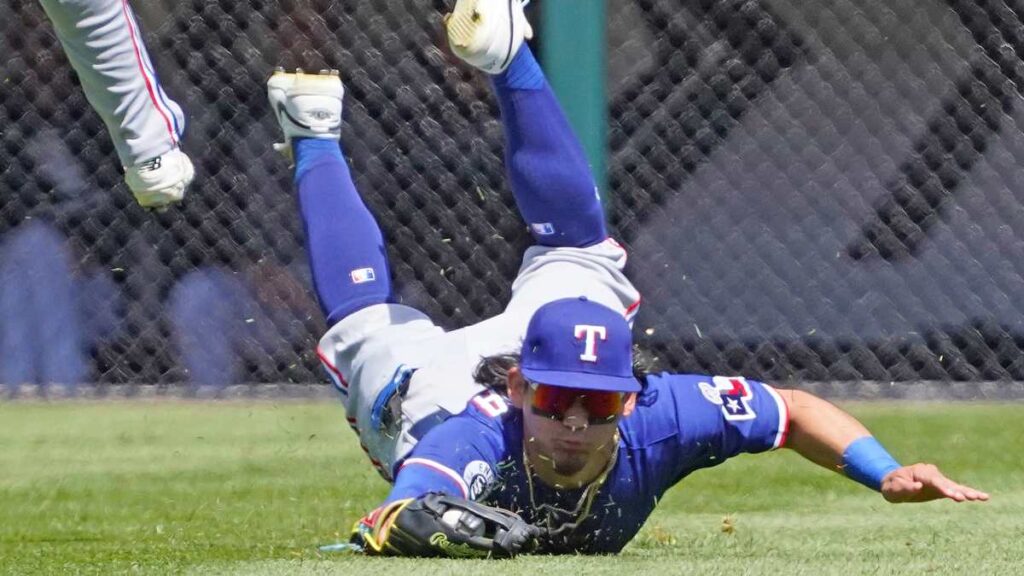 Alejandro Osuna debuta en la victoria de Texas Rangers ante Chicago White Sox