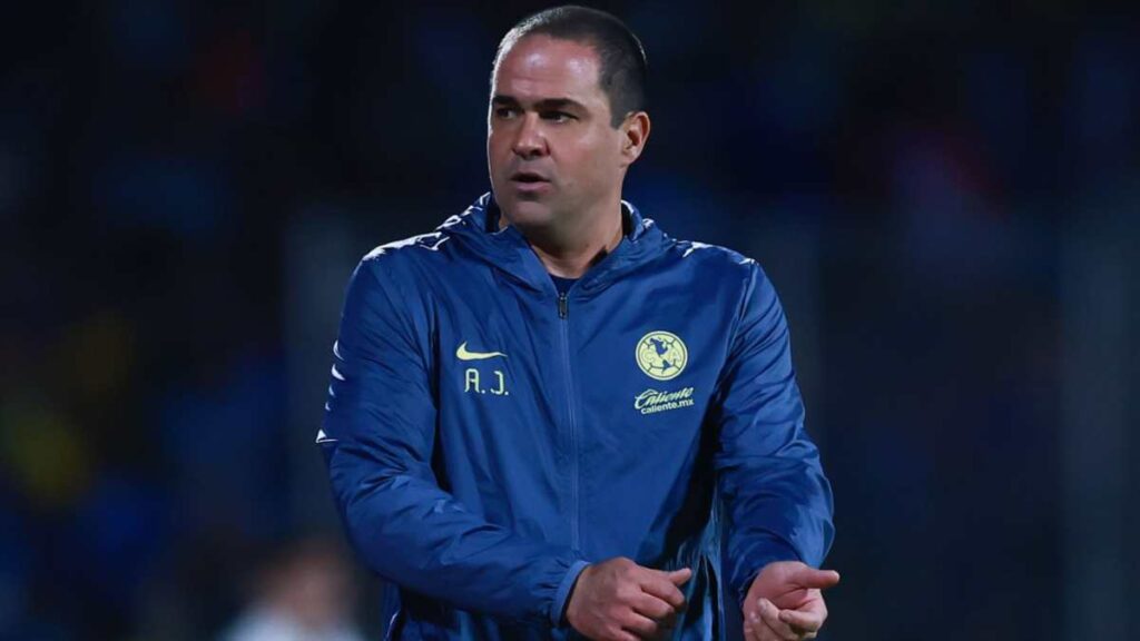 André Jardine, ante un escenario nuevo con América: remontar tras una derrota en la ida en fase final de la Liga MX