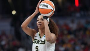 Angel Reese hace historia en la WNBA con más de 500 puntos y rebotes