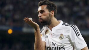 Arbeloa llega al Real Madrid Castilla tras la salida de Raúl; Toril deja la sección femenil