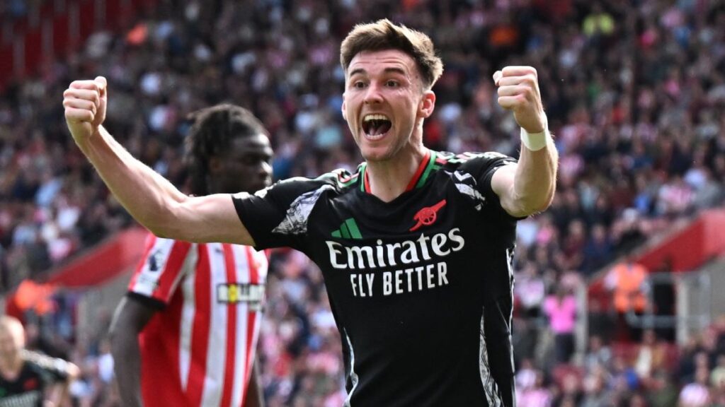 El Arsenal termina la temporada con una victoria sufrida ante el Souhampton, equipo que descendió hace varias jornadas