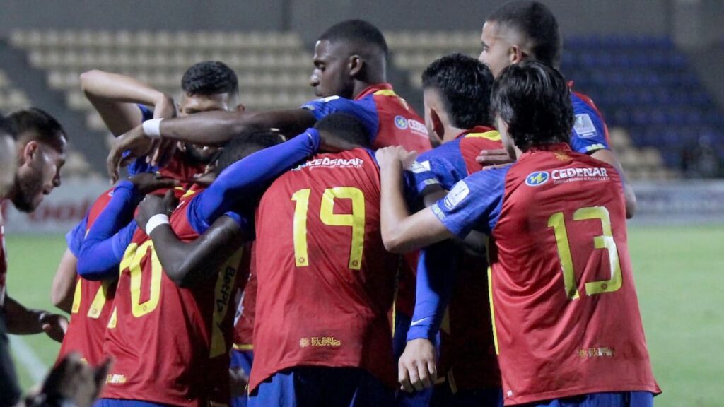 Jugadores del Pasto celebrando | VizzorImage.