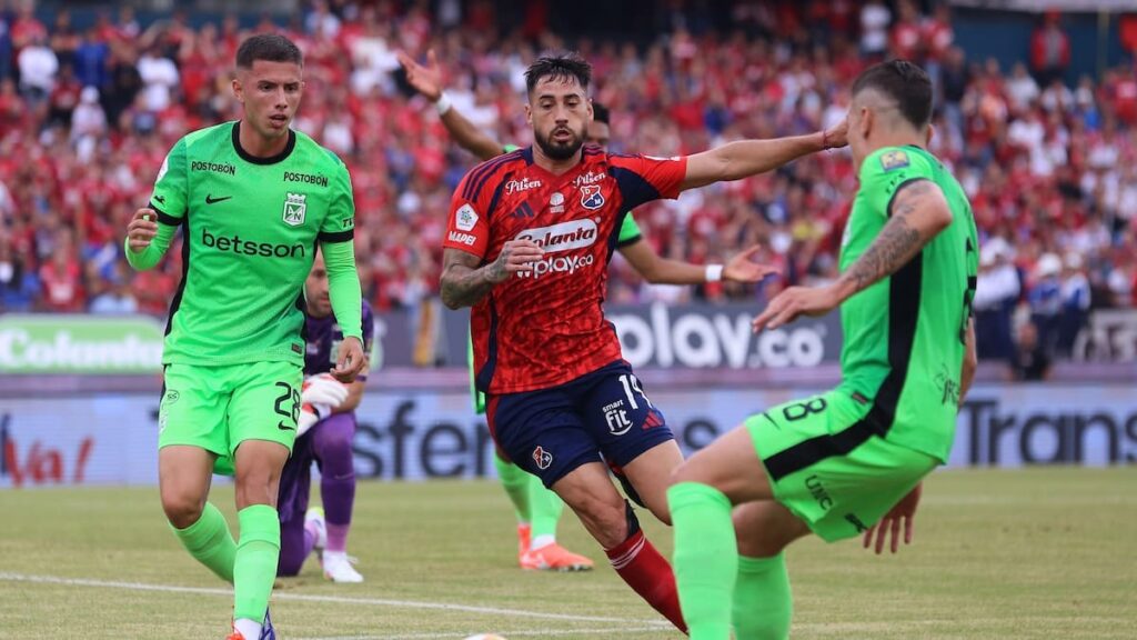 DIM vs Nacional | VizzroImage.