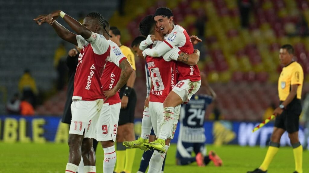 Jugadores de Santa Fe, celebrando | VizzorImage.