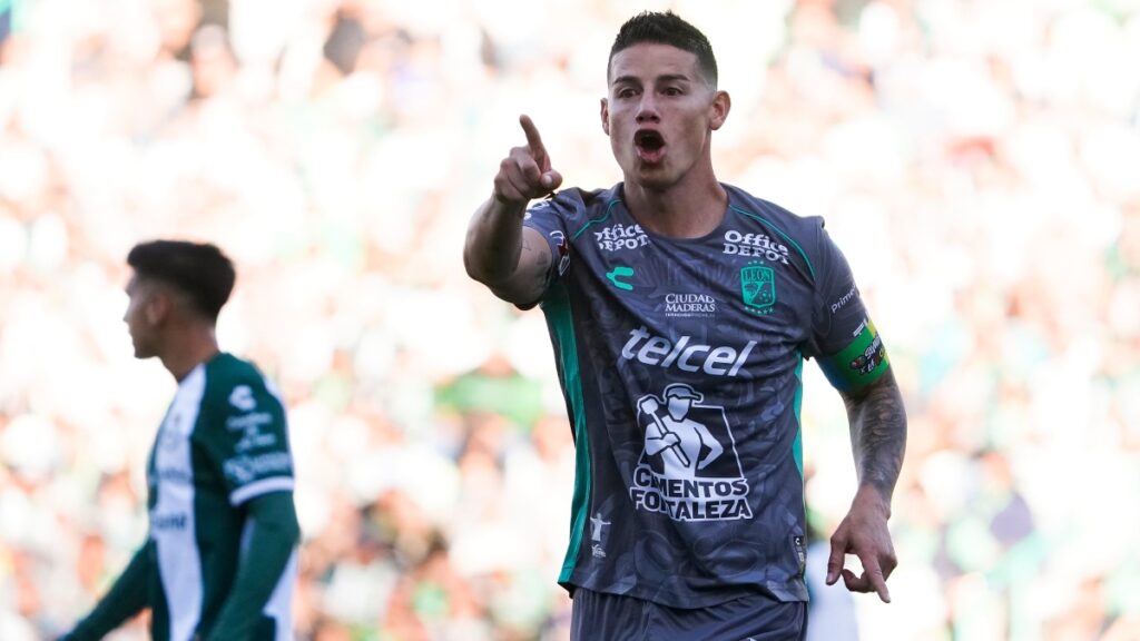 James Rodríguez con León | Imago7.