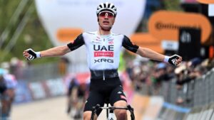 ¡Revolcón en el Giro! Juan Ayuso gana la séptima etapa, seguido de Isaac del Toro y Egan Bernal; hay nuevo líder en la general