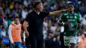 A pesar de la derrota, Eduardo Berizzo reconoce que León recuperó la identidad que tenía