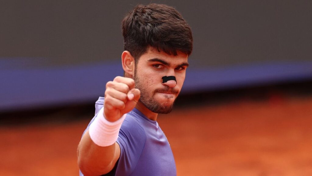 Alcaraz venció a Jack Draper, avanzó a semfiinales en Roma y recuperó el número 2 del ranking