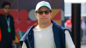 Xavi Martos defiende a Checo Pérez y señala los errores internos en Red Bull