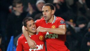 Rio Ferdinand asegura que la venta de Chicharito fue un error del Manchester United