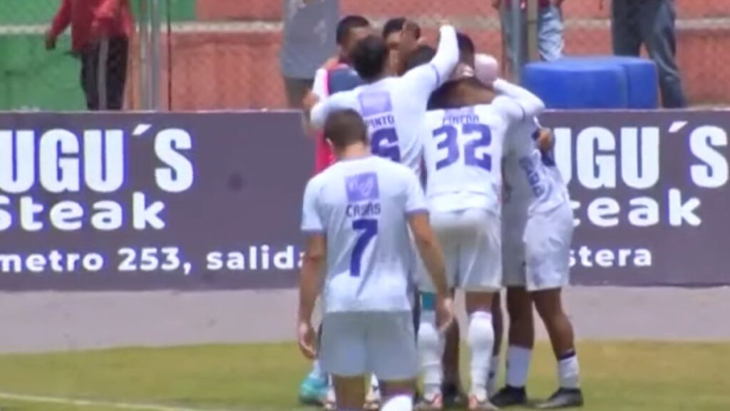 Comunicaciones renueva su plantel y Xelajú MC aprovecha | Captura Claro Sports