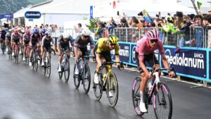¿Cómo le fue hoy a Isaac del Toro en el Giro de Italia 2025?