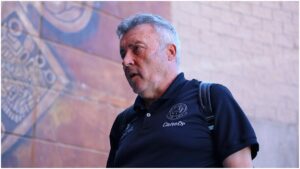 Chivas y Torrent se ponen plazos para definir la llegada del español al Rebaño