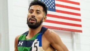¡Clasifica al Mundial de Atletismo! Eduardo Herrera destroza el récord mexicano en los 5,000 metros