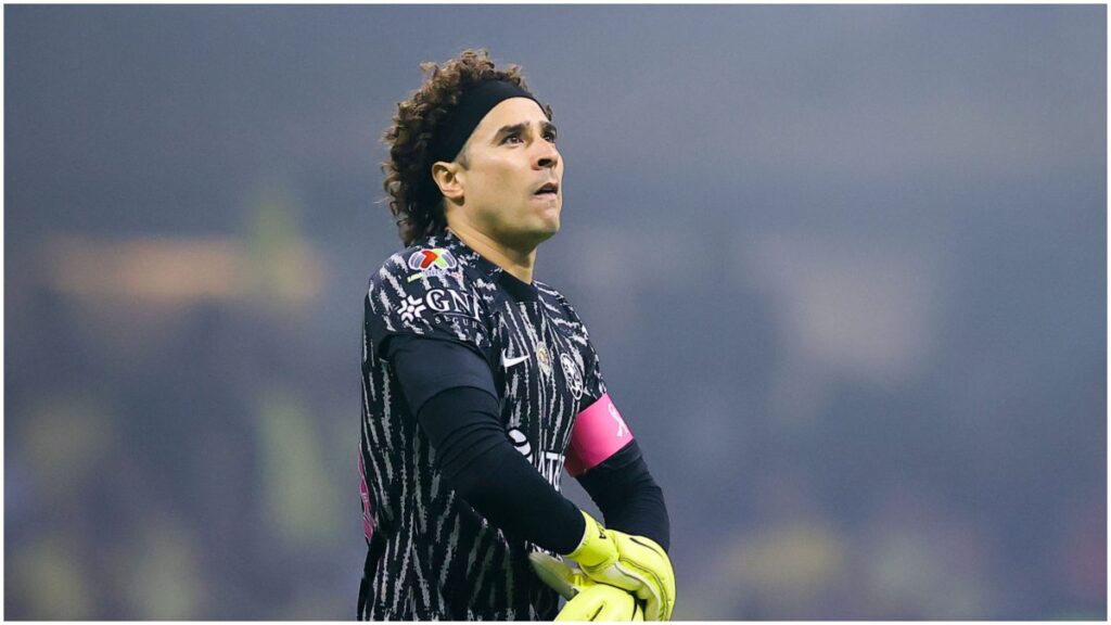 El AVS de Guillermo Ochoa sigue en la pelea por el descenso | Imago7