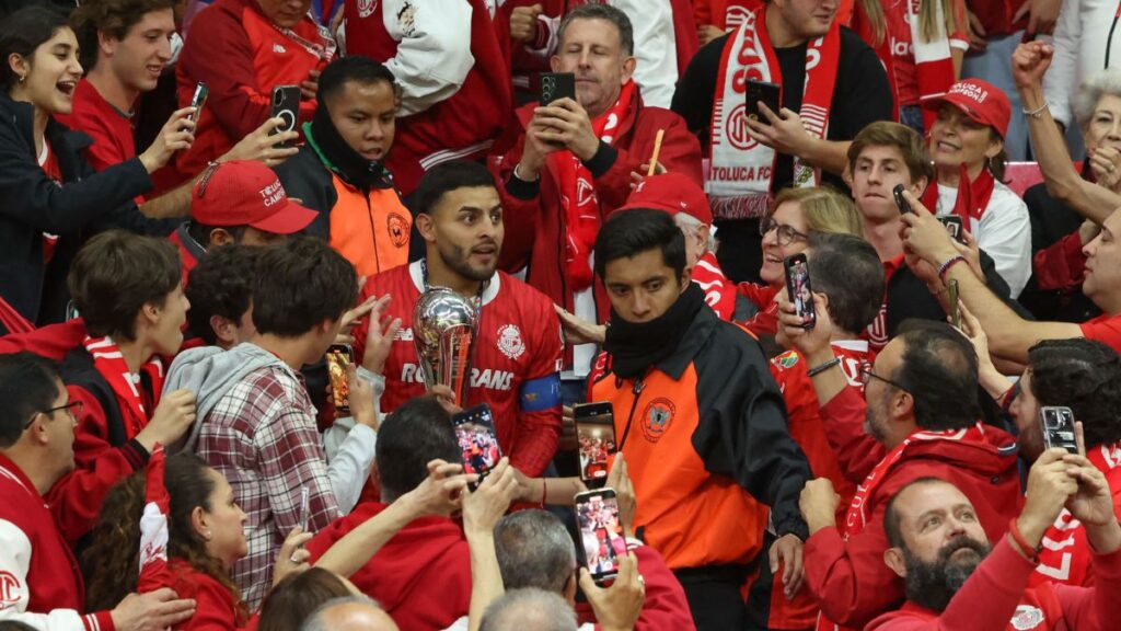 El viiral gesto de Alexis Vega