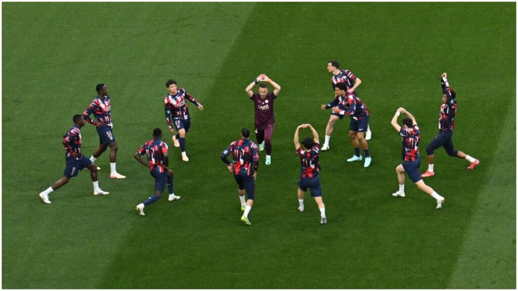 El PSG salen al calentamiento previo a la final de Champions League | Reuters