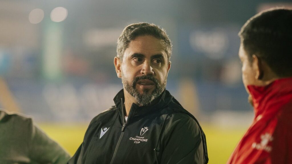 Concacaf inspeccionó el estadio Mario Camposeco | @Xelaju_Oficial