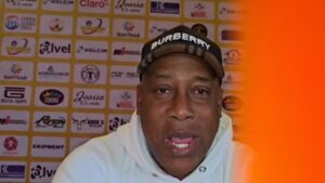 Hernán Medford se alarma: las disculpas públicas que ofreció por una denuncia