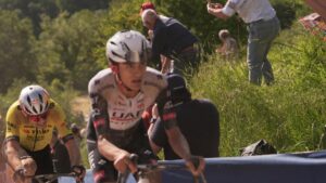 Isaac del Toro: “Es Increíble, desde niño soñé con la maglia rosa, es una locura”