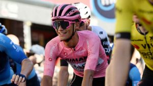 Isaac del Toro, a dos etapas de ganar el Giro: “Espero ataques y tener mis mejores piernas”