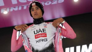 Kasper Asgreen se escapa y obtiene el triunfo en la etapa 14 del Giro de Italia: Isaac del Toro no quiere a soltar la maglia rosa