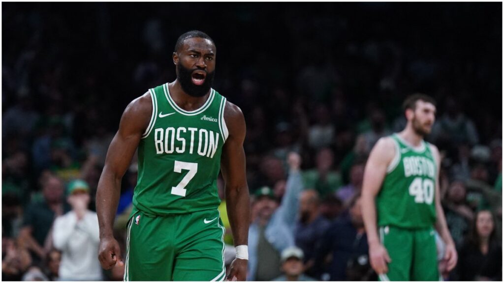 Jaylen Brown celebra la paliza de Celtics a los Knicks | Reuters