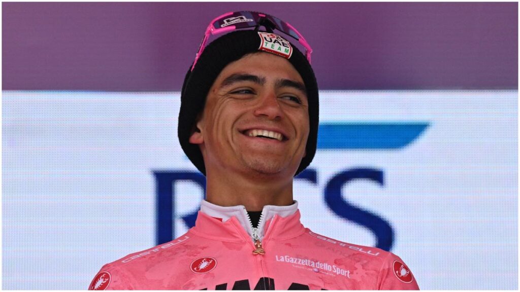 La felicidad de Isaac del Toro por mantenerse líder | Reuters