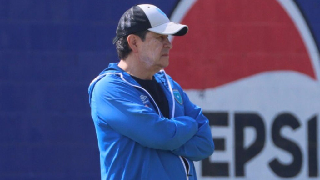 Luis Fernando Tena, DT de Guatemala. (Fedefut)