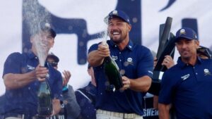 ¡Rompe la maldición! DeChambeau defiende su liderato y gana en el LIV Golf por primera vez desde 2023