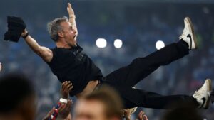 ¡Luis Enrique en la cima! Iguala a Guardiola con dos tripletes épicos