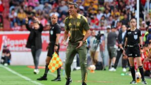 Auxiliar técnico de Guido Pizarro confía en que Tigres puede liquidar la serie en el Volcán