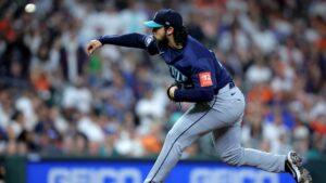¡Sigue imparable! Andrés Muñoz consigue su salvamento 17 en victoria de Mariners ante Astros
