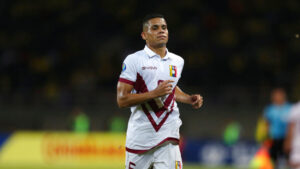 Miguel Navarro rompe en llanto en partido de Copa Libertadores: denuncia racismo en Sao Paulo