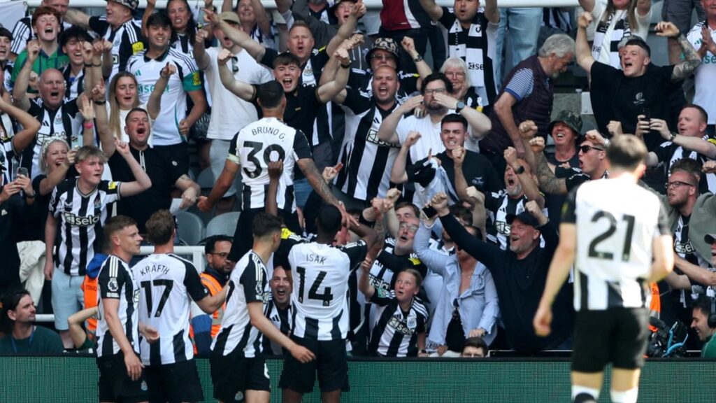 Newcastle se ipuso al Chelsea en un duelo directo por Champions