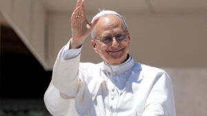 Papa León XIV saludará al líder Isaac del Toro y ciclistas del Giro de Italia: ¿cuándo y dónde?