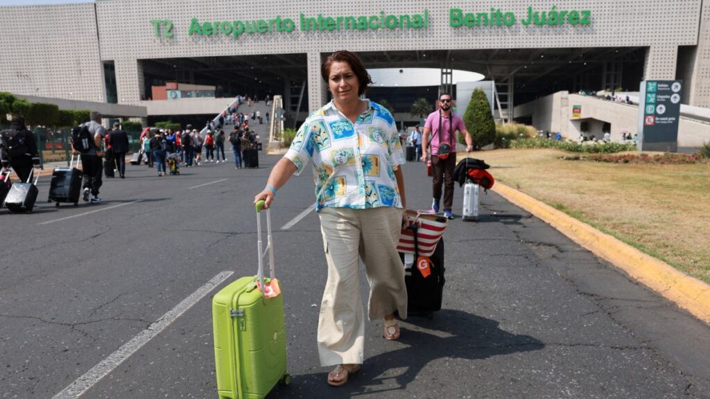 ¿Quiénes pueden obtener el pasaporte mexicano con 50% de descuento en 2025?