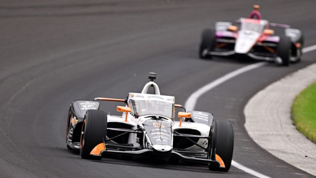 Pato O'Ward se queda cerca del podio | Marc Lebryk-Imagn Images