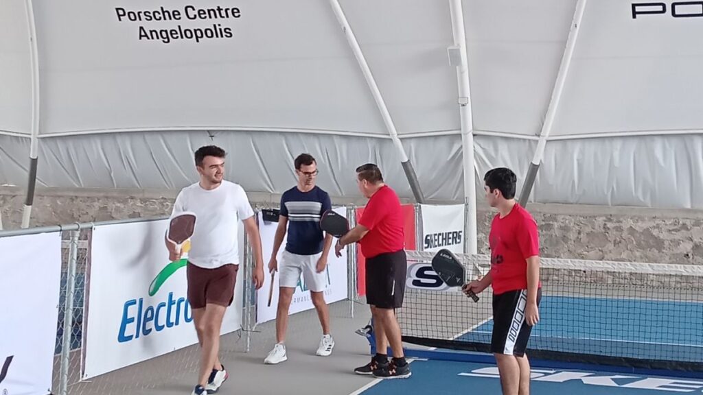 El pickeball es un deporte inclusivo y dinámico