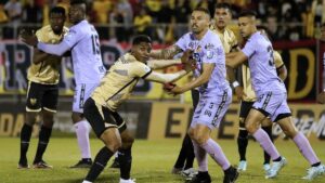 ¡Lluvia de goles! Seis tantos en el empate de Águilas Doradas y Pereira