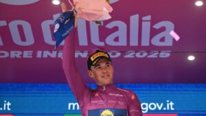 Mads Pedersen corona Vicenza e Isaac del Toro llega tercero para continuar líder del Giro de Italia