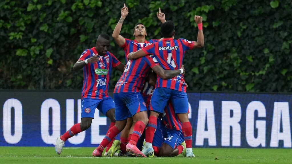 Unión Magdalena celebrando la victoria ante Fortaleza / Vizzor