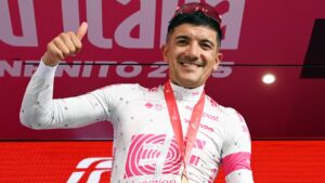 Richard Carapaz y las posibilidades del título en el Giro de Italia: “Lo intentaremos hasta el último día”