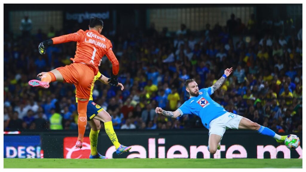 Carlos Rotondi fue elegido el Mejor Jugador del Partido. Imago 7